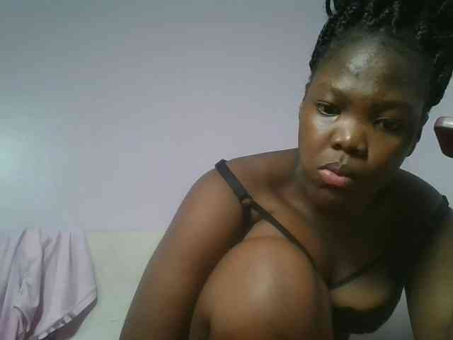 Sexyicey webcam