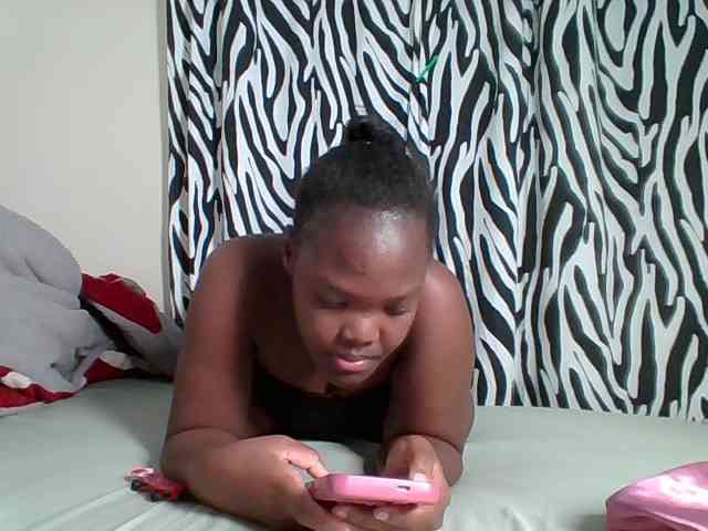 Sexyicey webcam