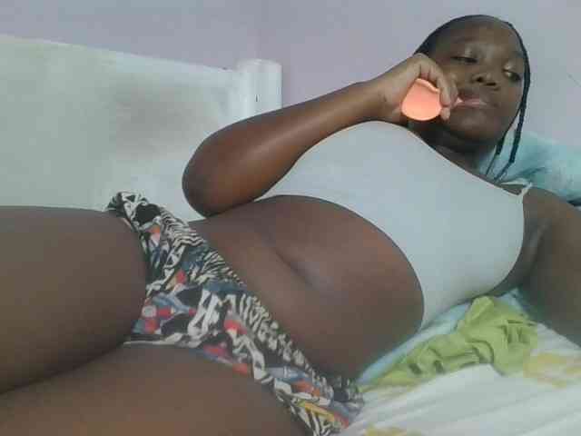 Sexyicey webcam