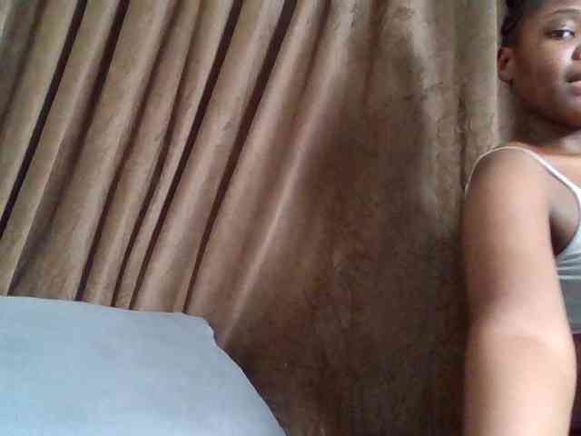 Sexyicey webcam