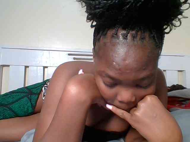 Sexyicey webcam