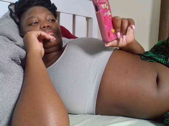 Sexyicey webcam