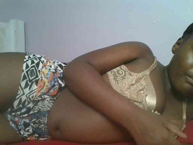 Sexyicey webcam