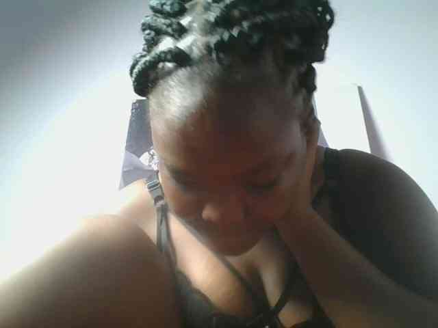 Sexyicey webcam
