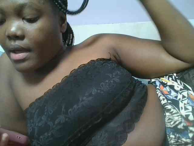Sexyicey webcam