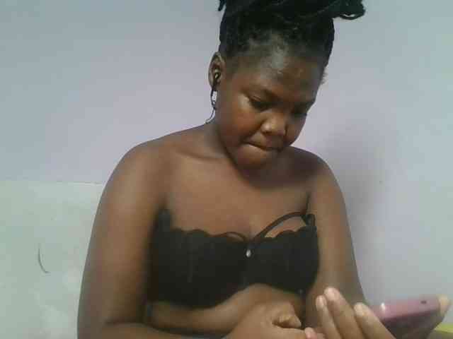 Sexyicey webcam
