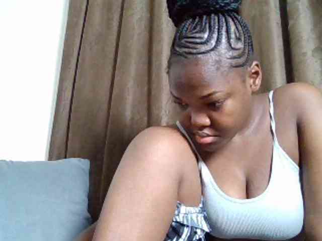Sexyicey webcam