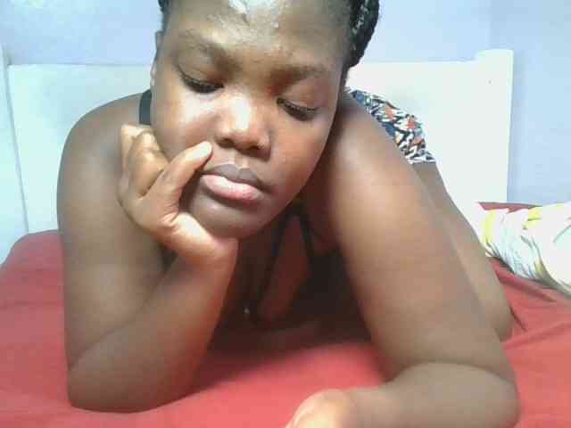 Sexyicey webcam