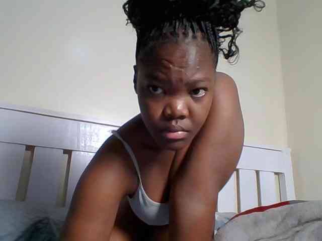 Sexyicey webcam