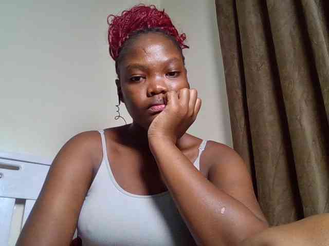 Sexyicey webcam