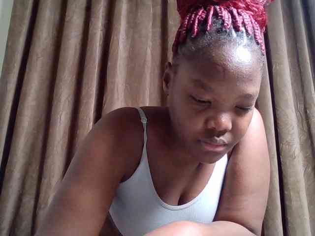 Sexyicey webcam