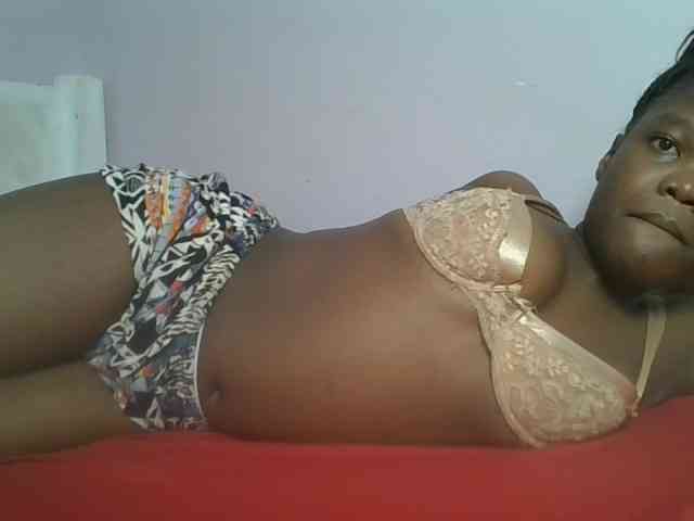 Sexyicey webcam