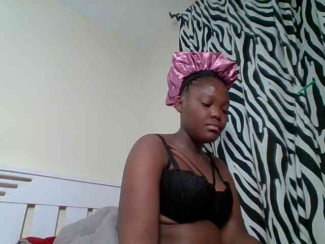 Sexyicey webcam