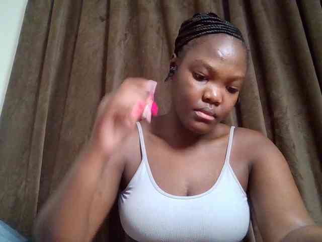 Sexyicey webcam