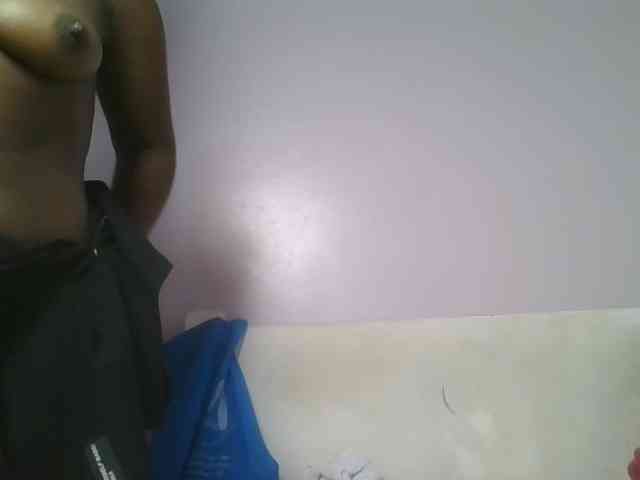 Sexyicey webcam