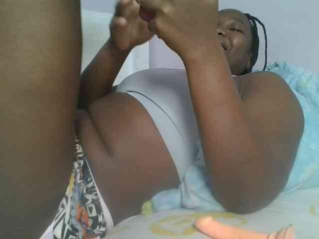Sexyicey webcam