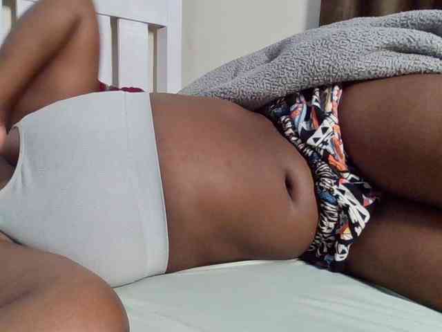 Sexyicey webcam