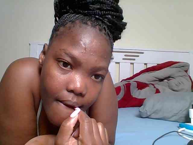 Sexyicey webcam