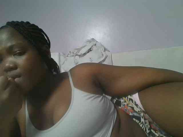 Sexyicey webcam