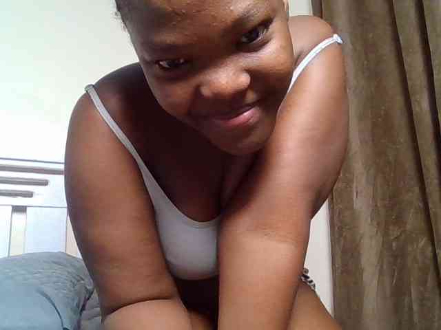 Sexyicey webcam