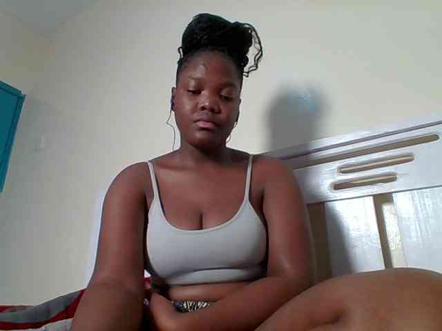 Sexyicey webcam