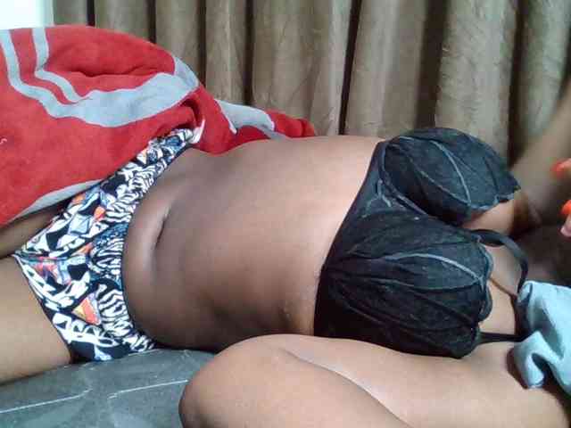 Sexyicey webcam
