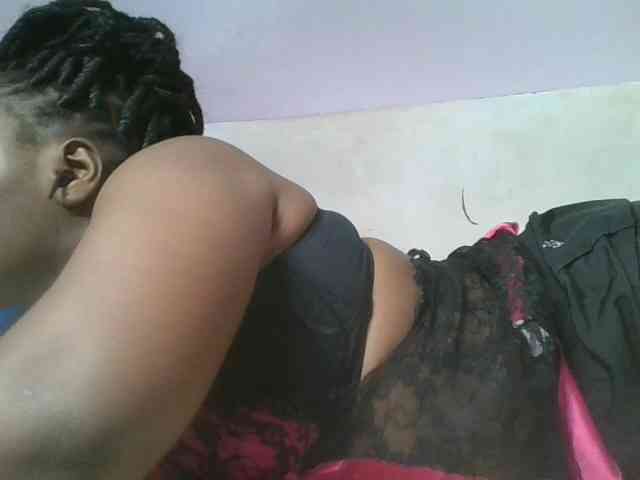 Sexyicey webcam