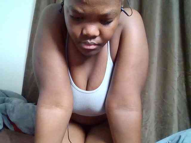 Sexyicey webcam