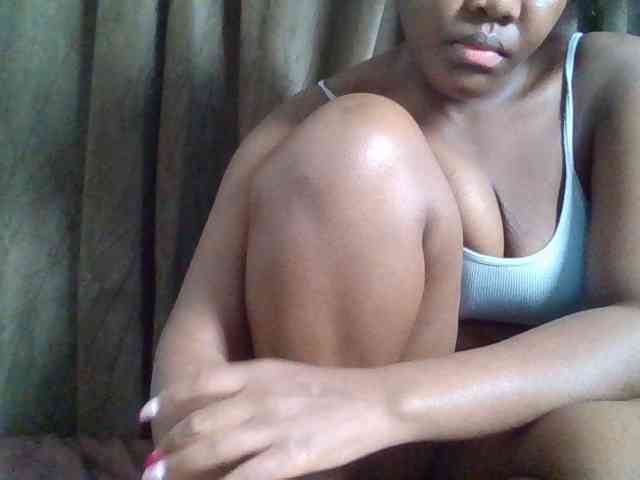Sexyicey webcam