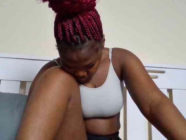 Sexyicey webcam