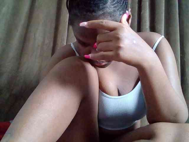 Sexyicey webcam