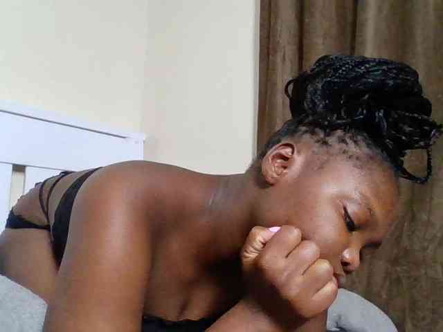 Sexyicey webcam