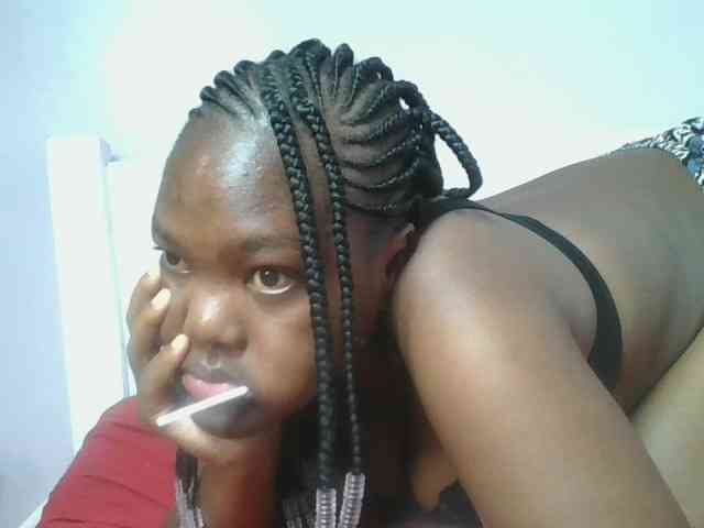 Sexyicey webcam