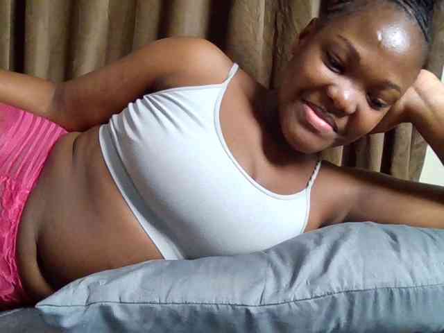 Sexyicey webcam
