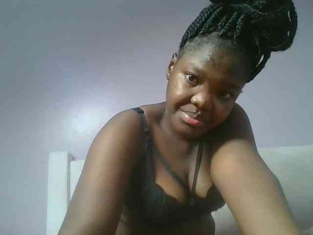 Sexyicey webcam