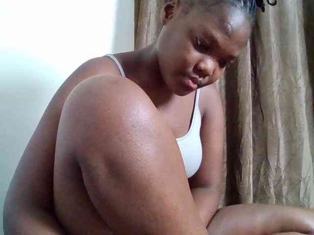 Sexyicey webcam
