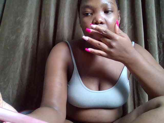 Sexyicey webcam