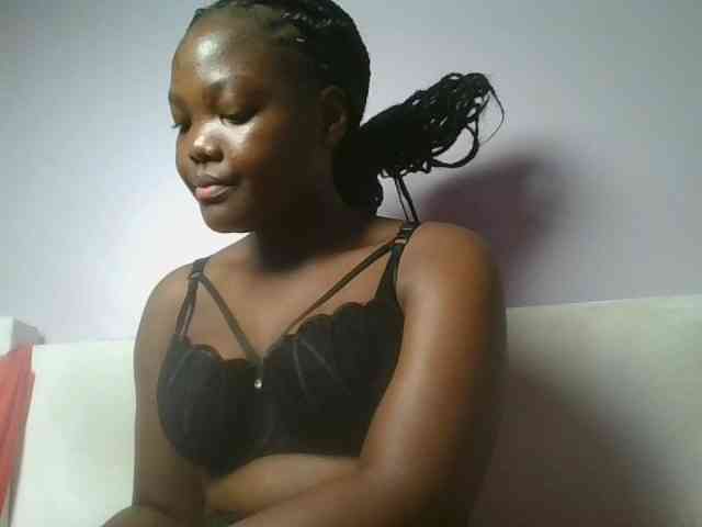 Sexyicey webcam