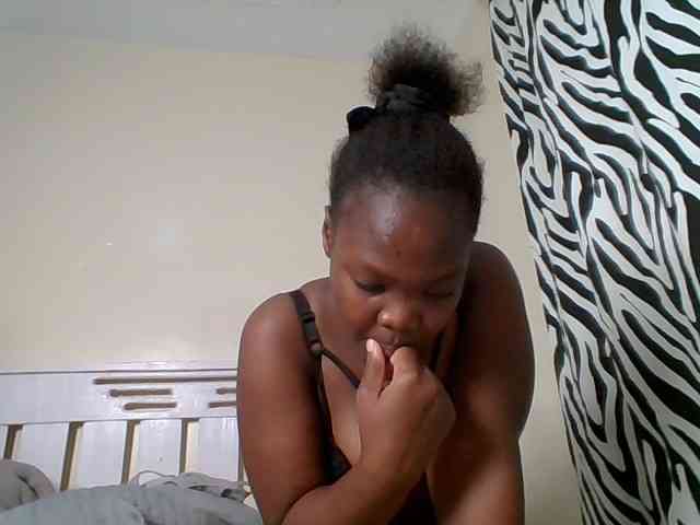 Sexyicey webcam