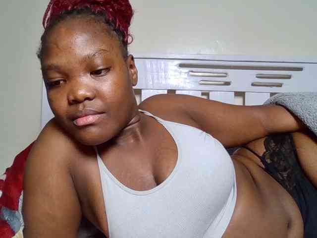 Sexyicey webcam