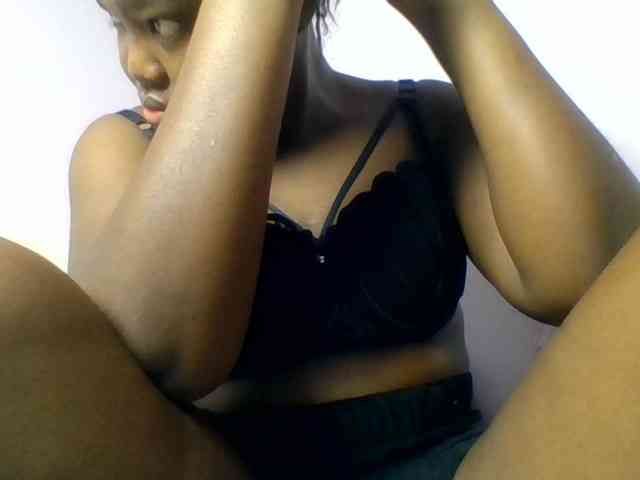 Sexyicey webcam