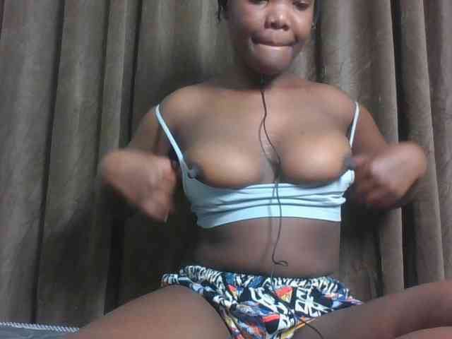 Sexyicey webcam