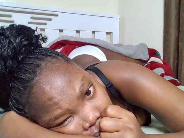 Sexyicey webcam