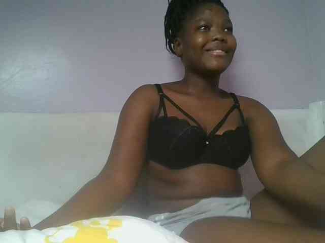 Sexyicey webcam