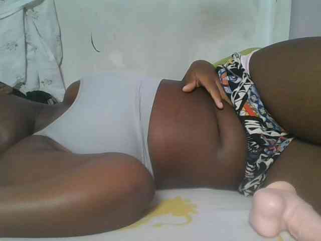 Sexyicey webcam