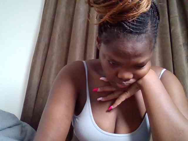 Sexyicey webcam