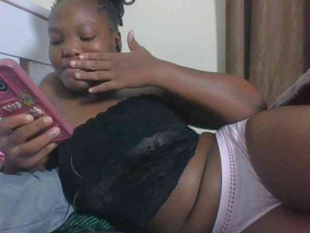 Sexyicey webcam