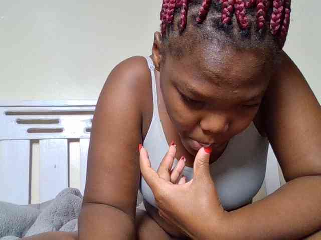 Sexyicey webcam