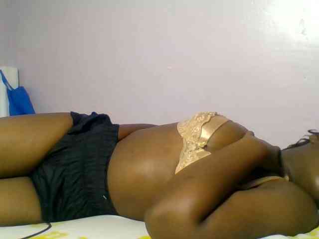 Sexyicey webcam