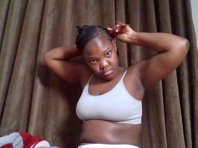 Sexyicey webcam